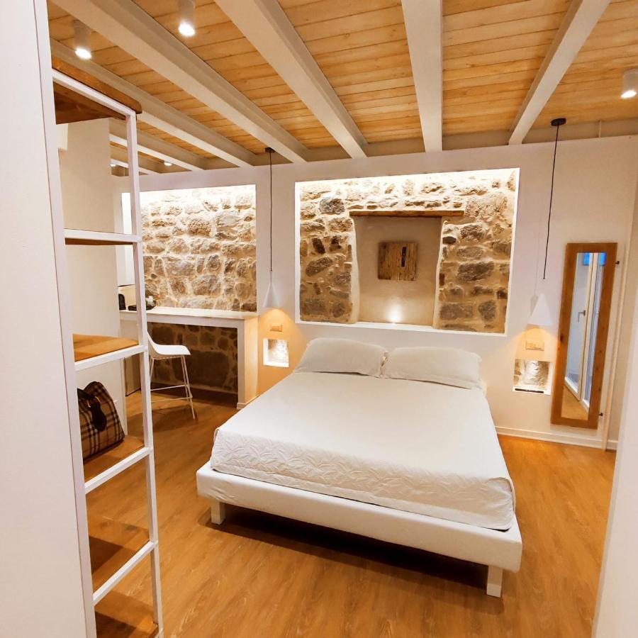 In Centro Da Viola - Eco Design Rooms Olbia Extérieur photo